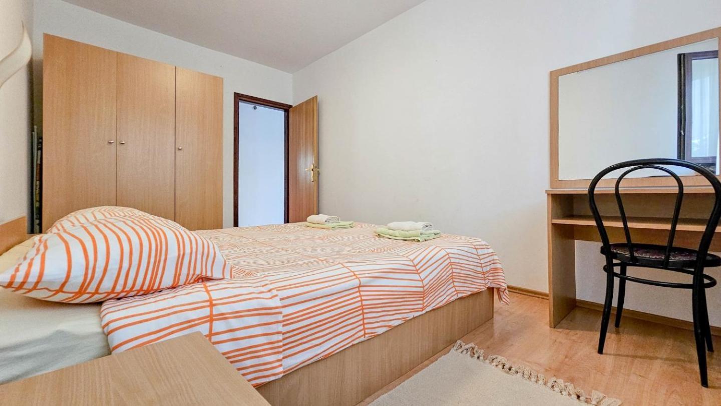 Maja One Apartment Novigrad  Bagian luar foto